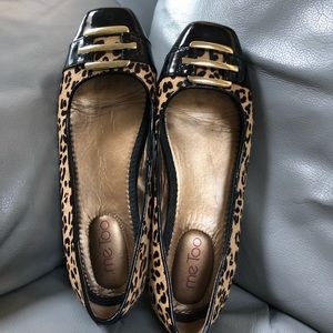 Me Too Daphne leather flat shoe